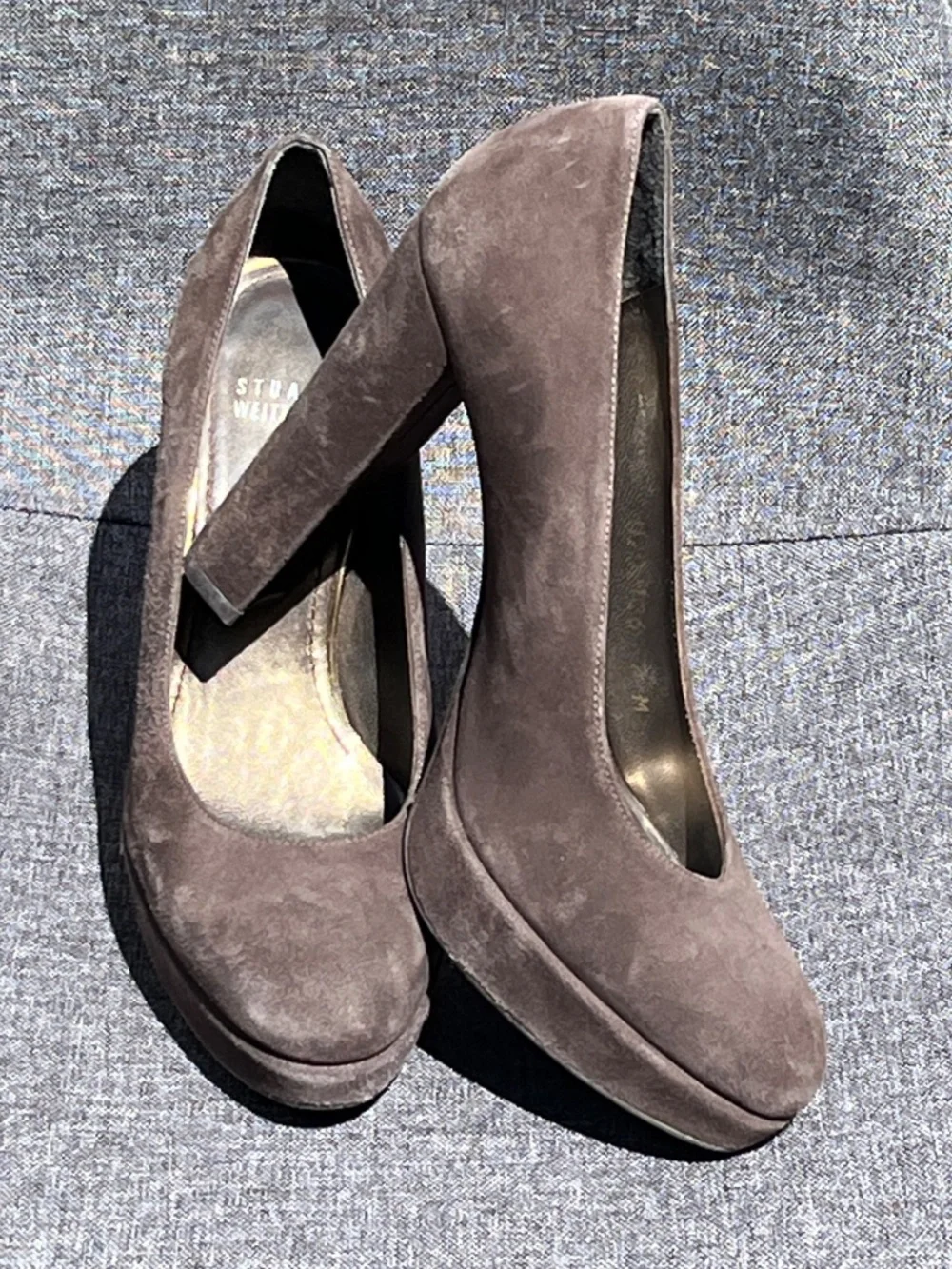 Stuart Weitzman Strongswoon Londra Suede Platform Pumps Size 7 Brown Block Heels